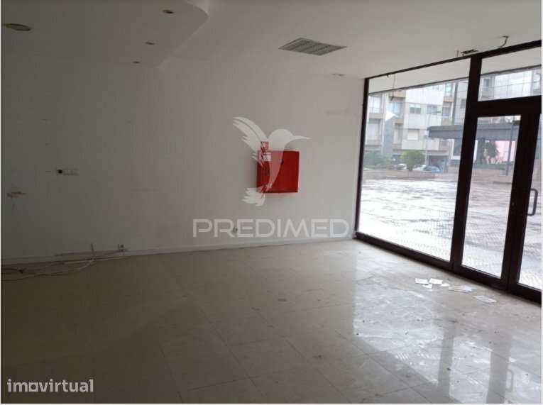 Loja comercial de 733 m² no Fórum Constituição - Porto - Grande imagem: 3/16