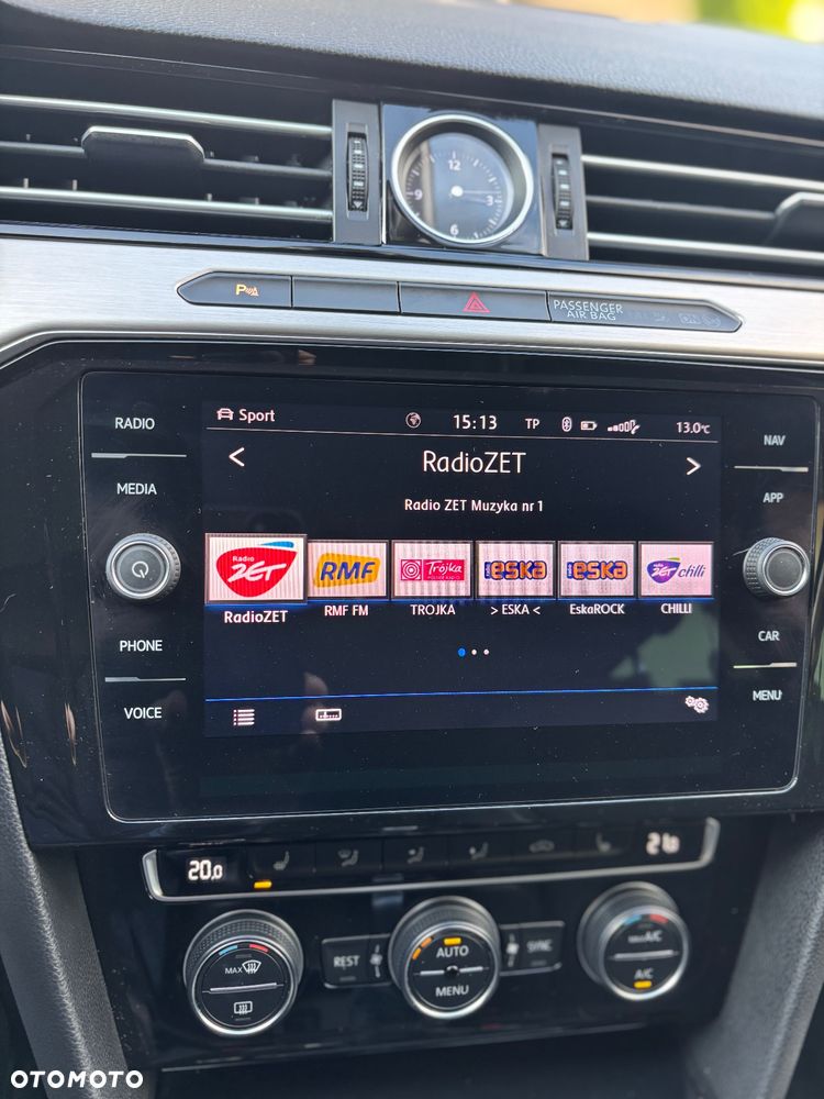 Volkswagen Passat Variant 1.5 TSI EVO Highline DSG - 25