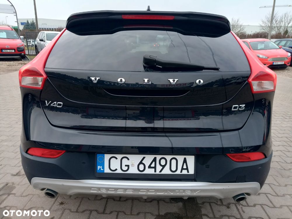 Volvo V40 Cross Country D3 Ocean Race - 8