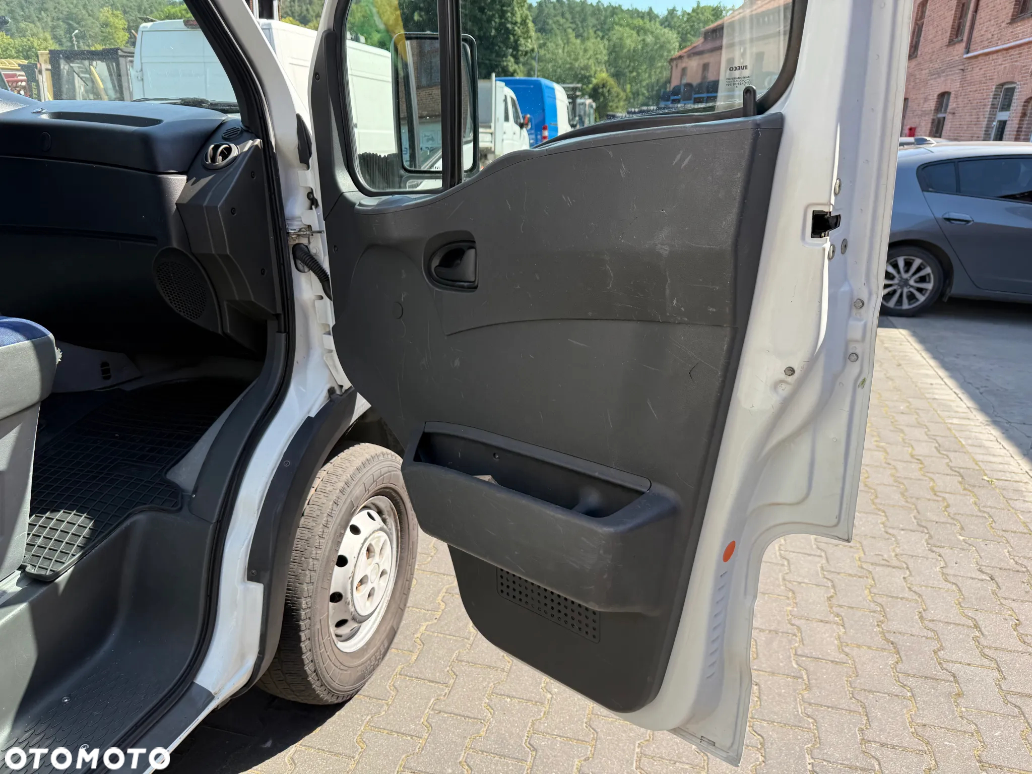 Iveco DAILY 35S14 - 31