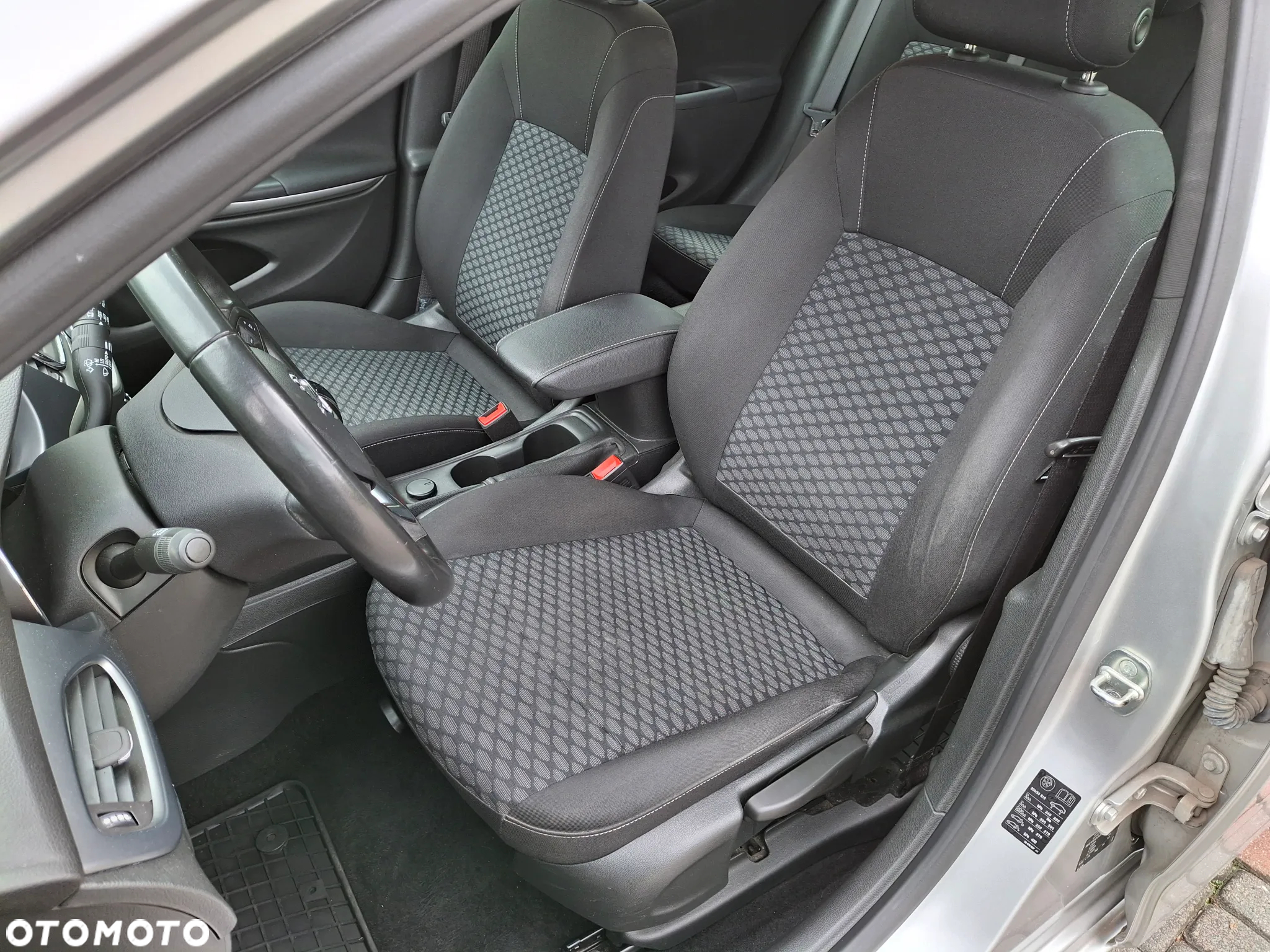 Opel Astra V 1.6 CDTI Elite S&S - 18