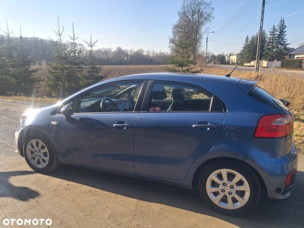Kia Rio 1.2 Business Line - 4