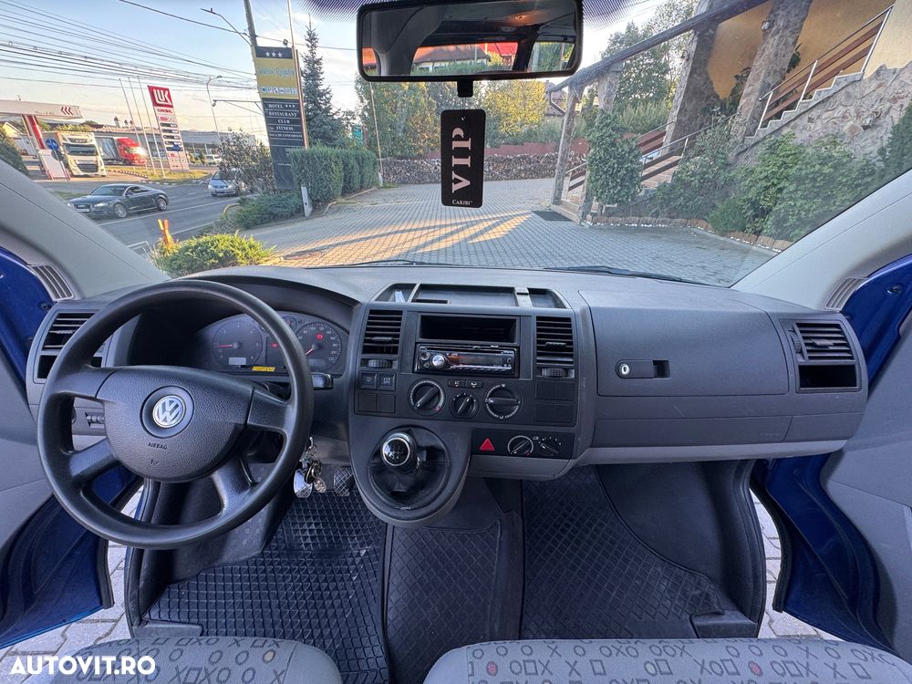 Volkswagen Transporter - 11