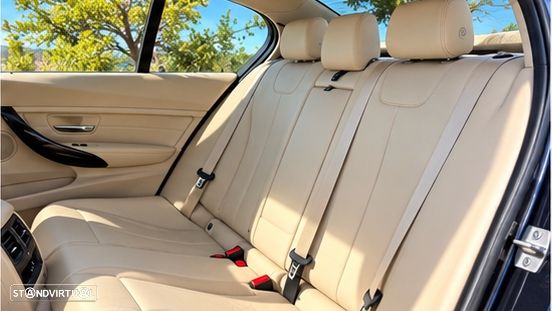 BMW 320 - 8