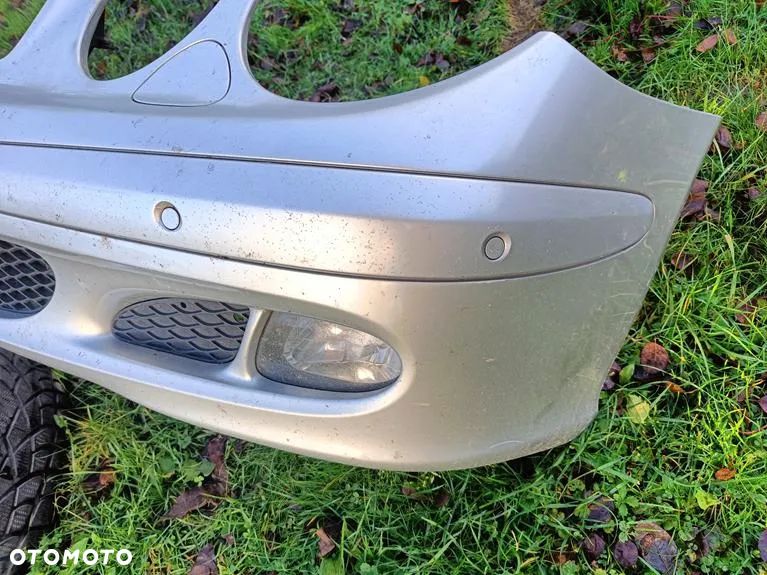 MERCEDES W211 ZDERZAK PRZEDNI PRZÓD CLASSIC PDC SPRYSKIWACZE 744 - 11