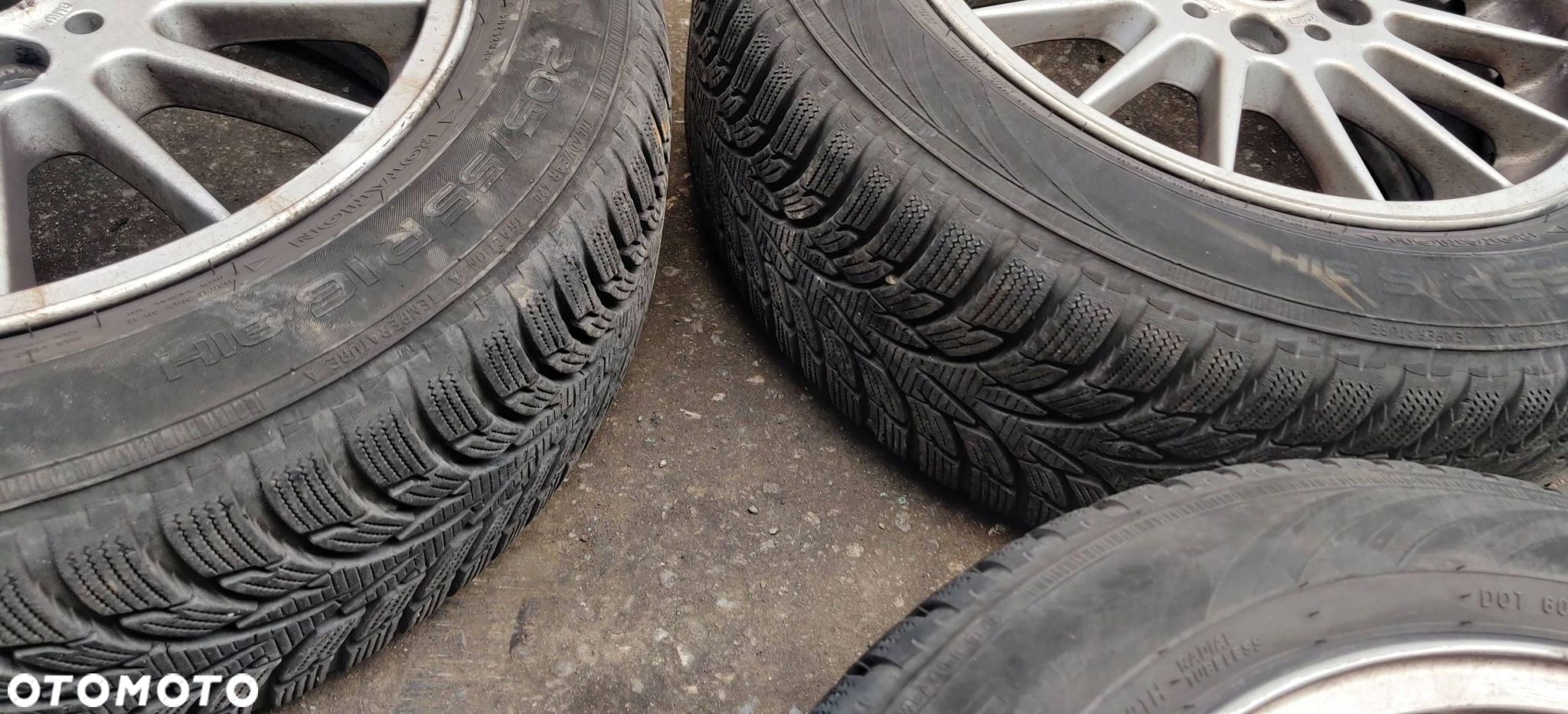 BMW E46 Felgi aluminiowe R16 5x120 - 6