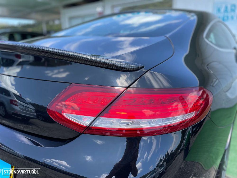 Mercedes-Benz C 250 d 4Matic 9G-TRONIC AMG Line - 35
