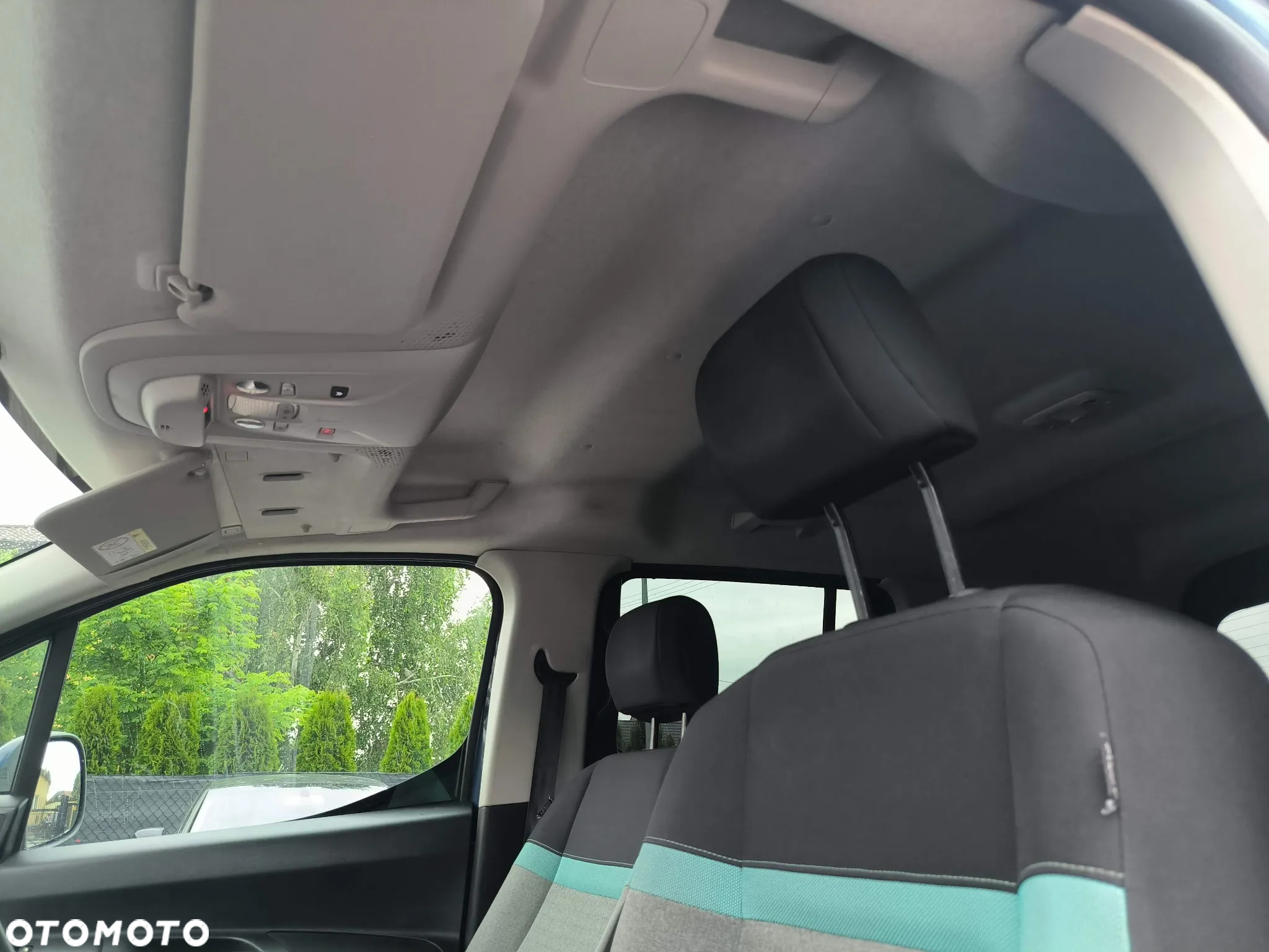 Citroën Berlingo Multispace PureTech 110 SELECTION - 32