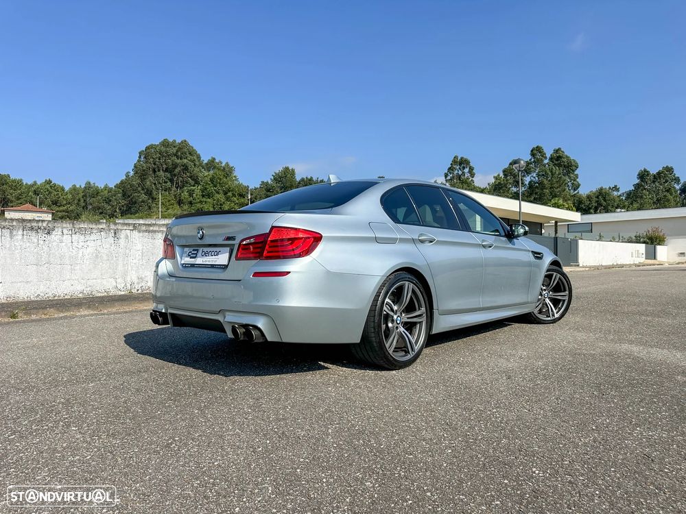 BMW M5 Standard - 12