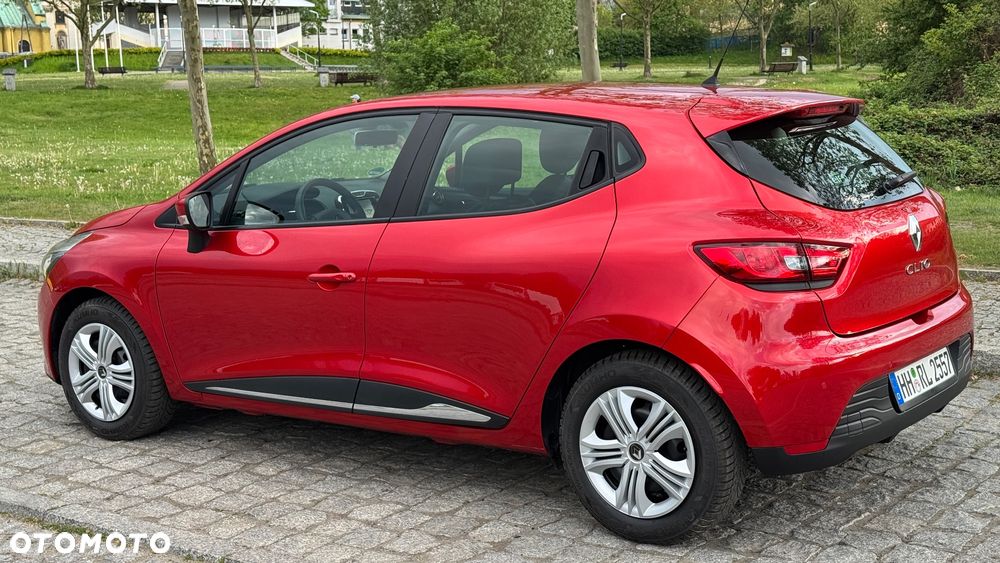 Renault Clio 1.2 16V Life - 4