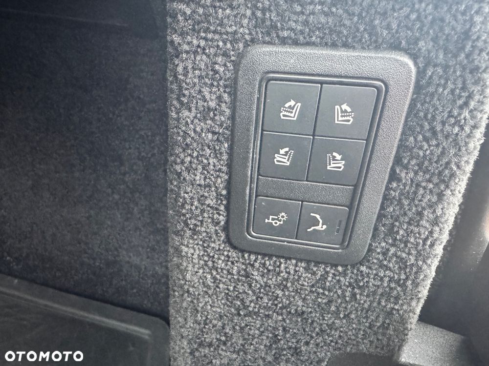 Land Rover Range Rover 4.4SD V8 AB Black - 35
