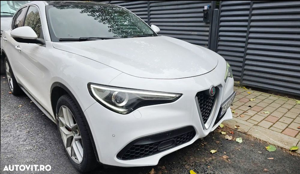 Alfa Romeo Stelvio 2.0 Turbo AWD AT8 First Edition - 2