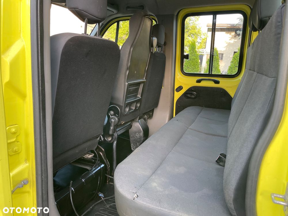 Renault Master wywrotka 7 osobowa - 27