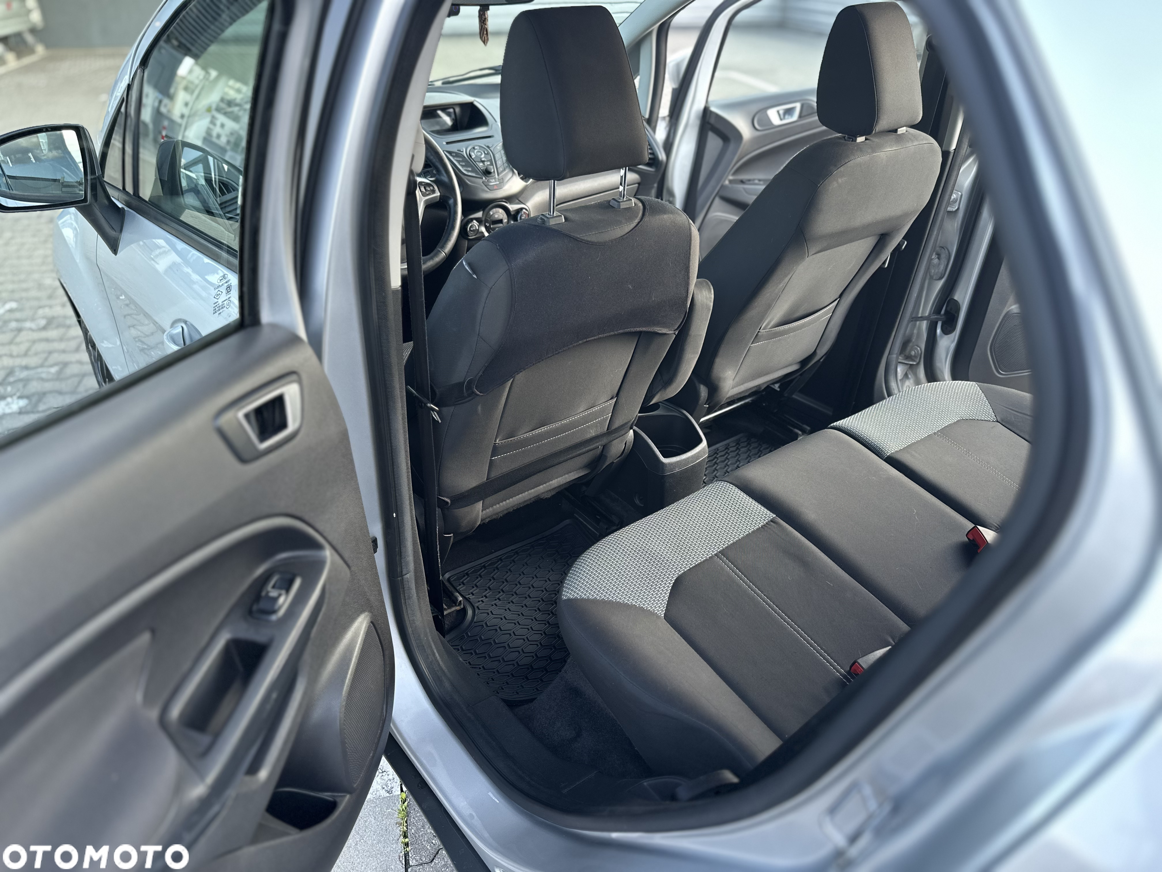 Ford EcoSport 1.5 EcoBlue TITANIUM - 12