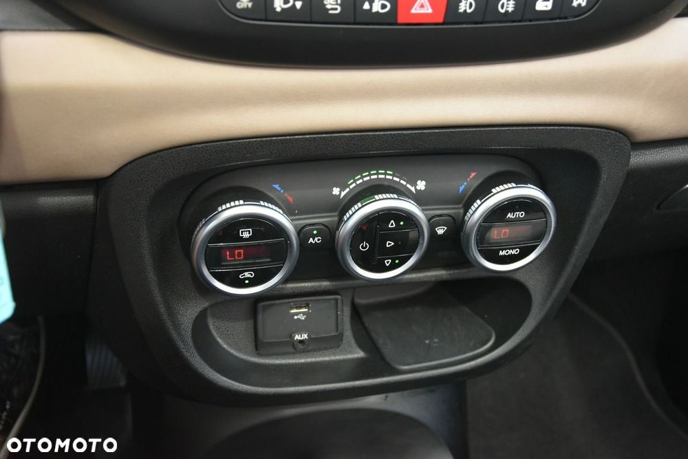 Fiat 500L Urban 0.9 TwinAir Start&Stopp Lounge - 28