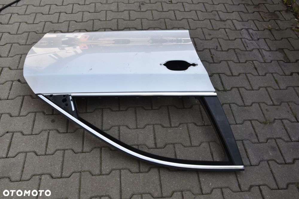 BMW E60 E61 DRZWI PRAWE PRZÓD - 2