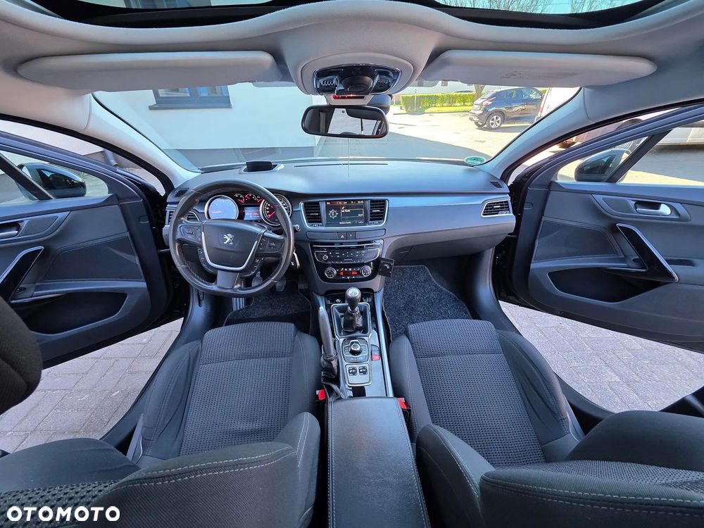 Peugeot 508 HDi FAP 165 Allure - 23