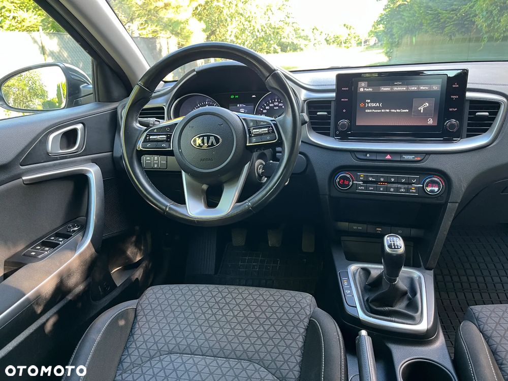 Kia Ceed 1.5 T-GDI L - 24