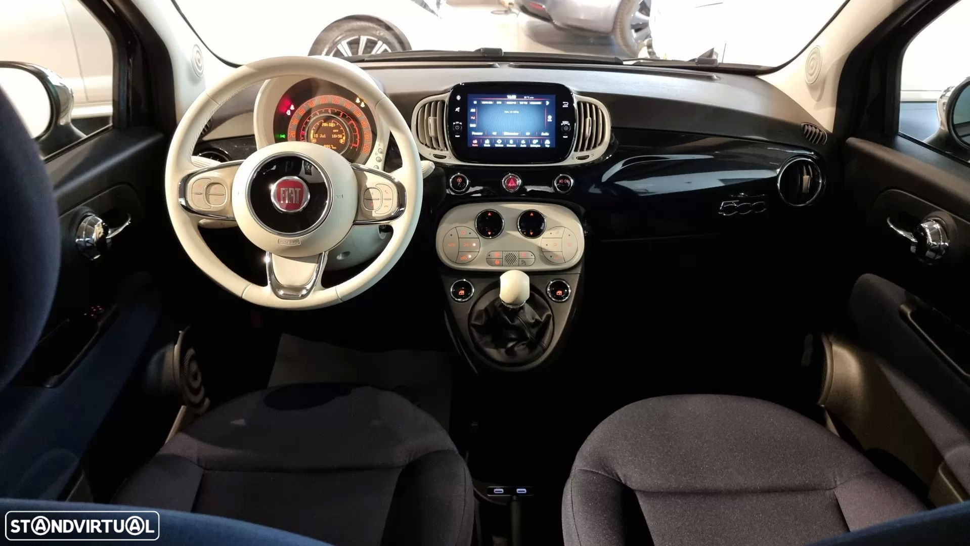 Fiat 500 1.0 Hybrid Club - 26