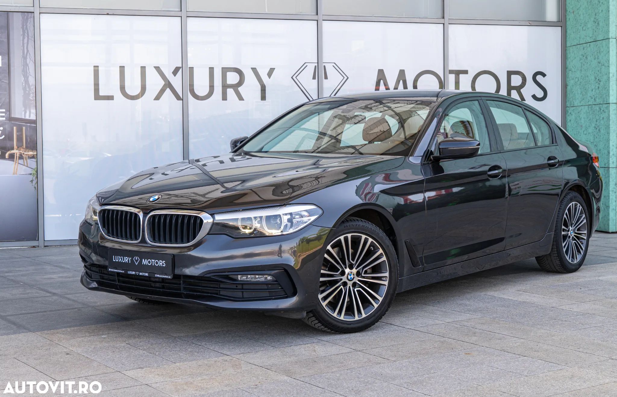 BMW Seria 5 520d AT - 1