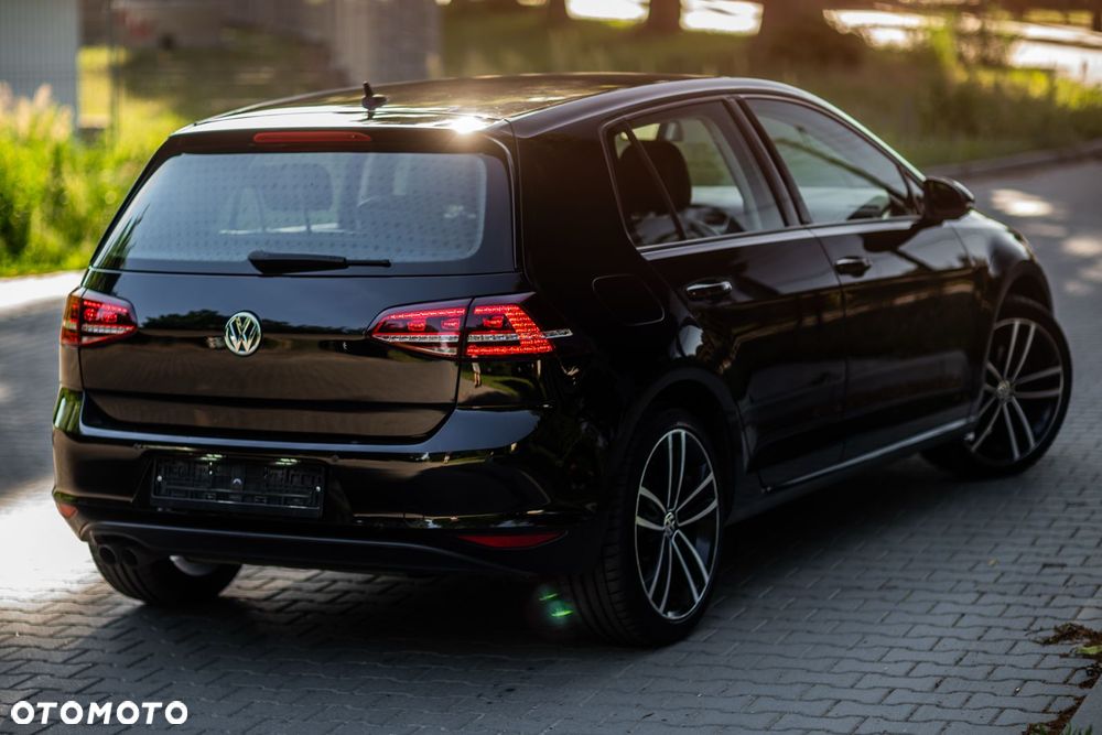 Volkswagen Golf 2.0 TDI BlueMotion Technology Edition - 17