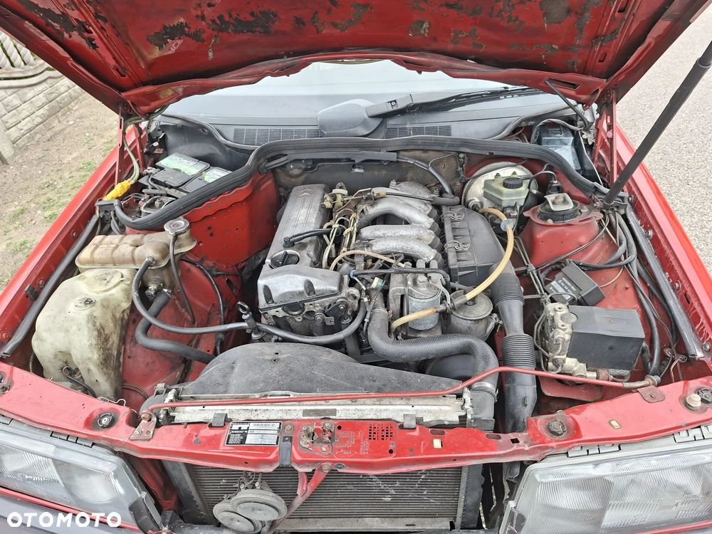 Mercedes-Benz W201 (190) - 11