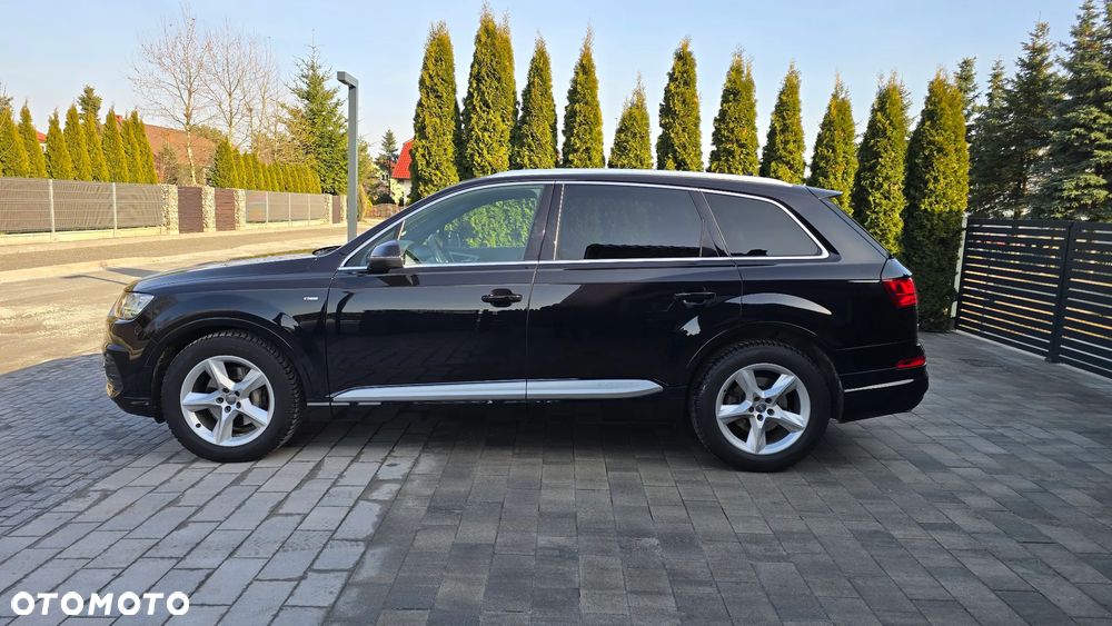 Audi Q7 - 10