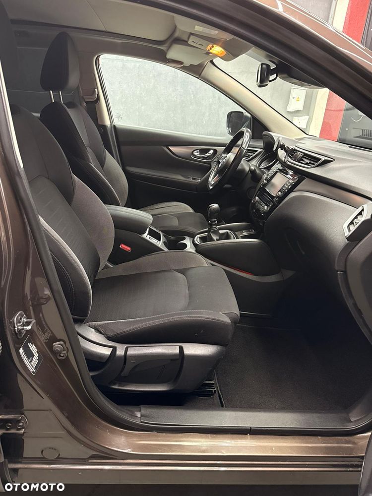 Nissan Qashqai 1.2 DIG-T N-Connecta - 6