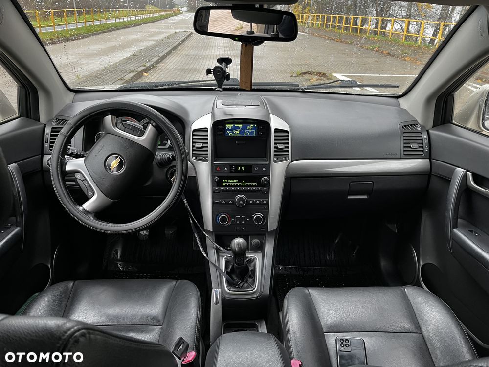 Chevrolet Captiva 2.0 d LS 5os - 10