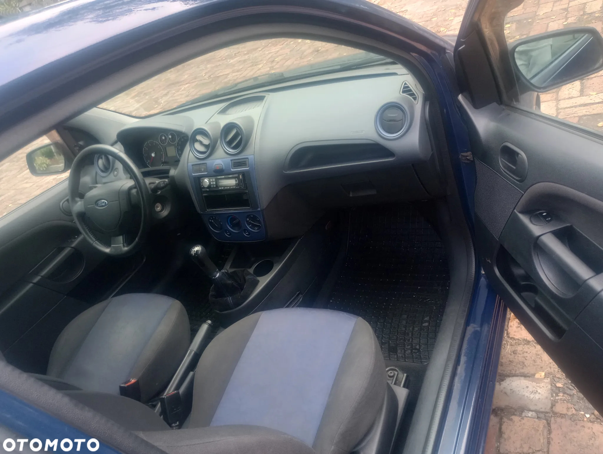Ford Fiesta 1.3 - 10
