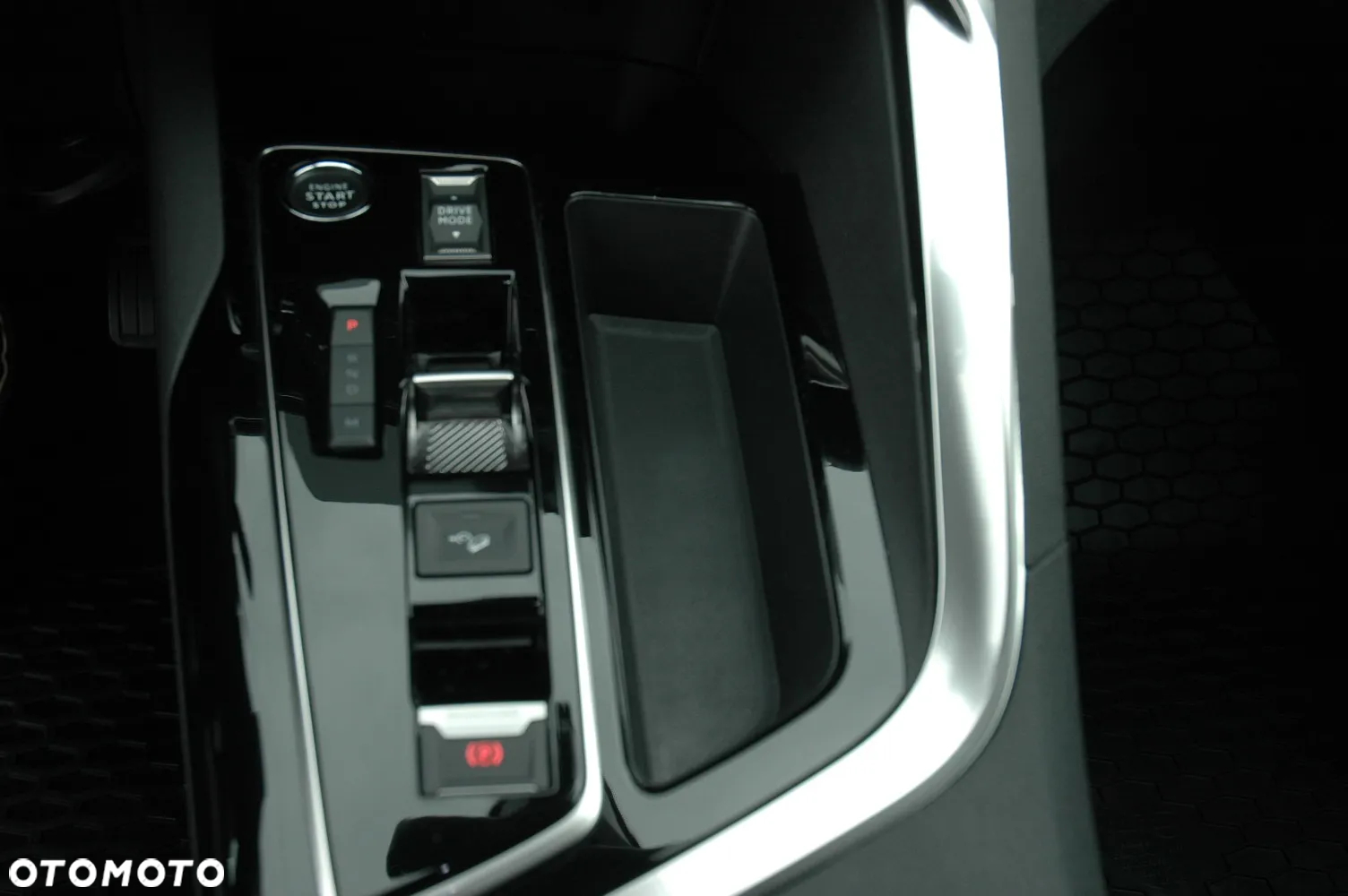 Peugeot 3008 1.2 PureTech Allure Pack S&S EAT8 - 15