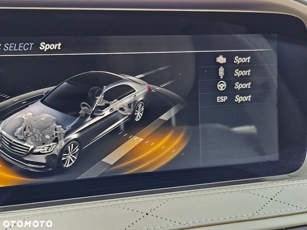 Mercedes-Benz Klasa S 560 4-Matic L 9G-TRONIC - 34