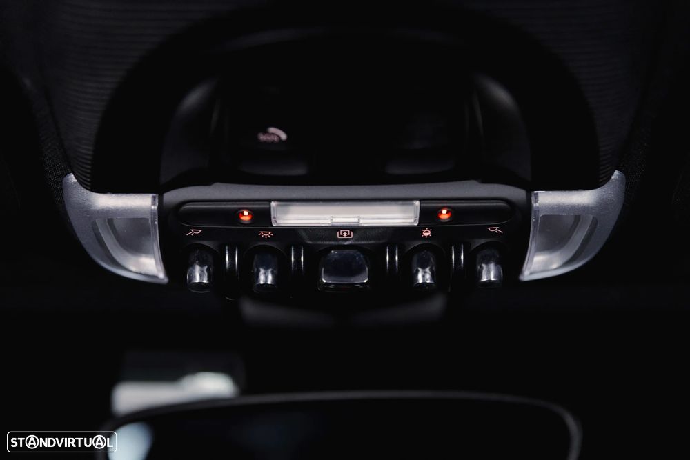 MINI 3 Portas John Cooper Works Auto Desportiva - 22