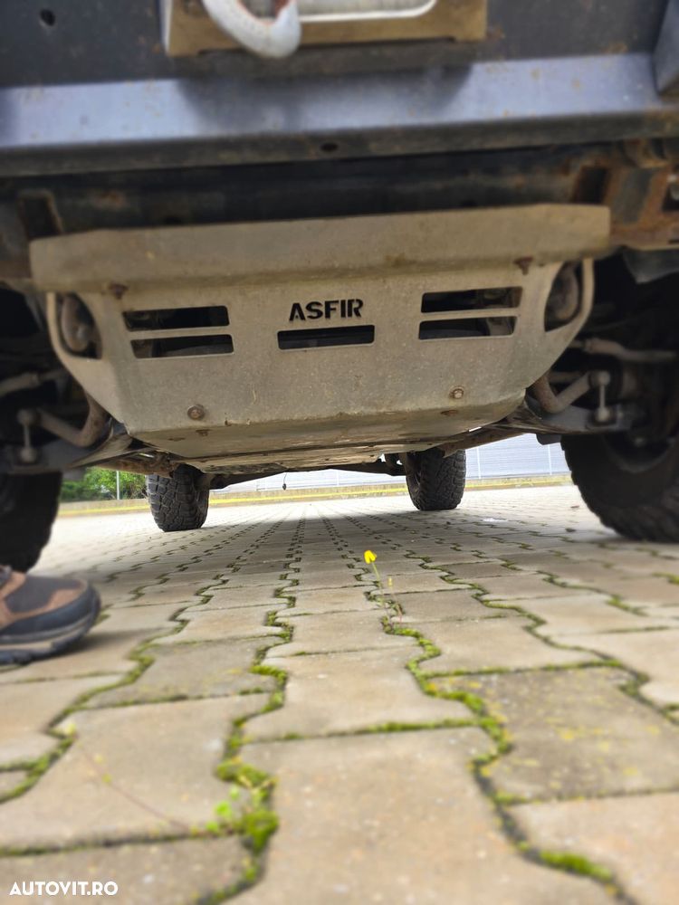 Mitsubishi Pajero - 5