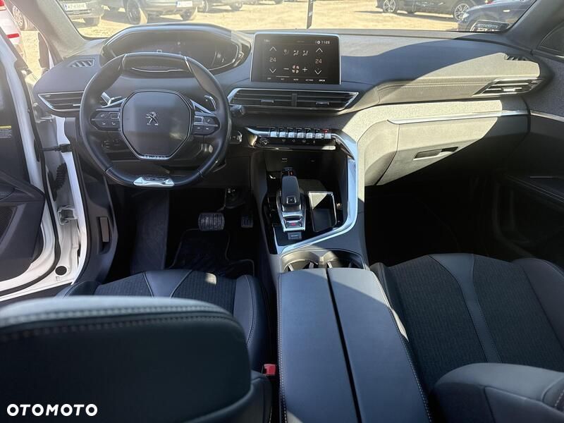 Peugeot 5008 - 21
