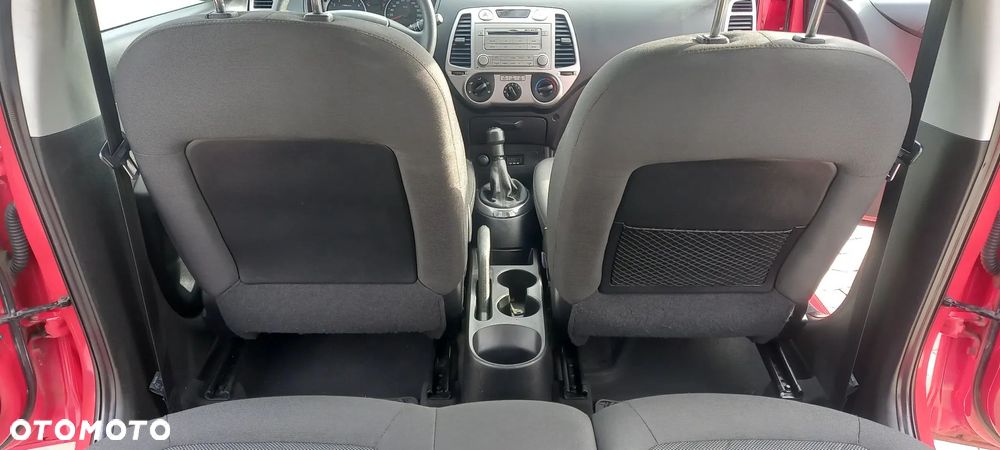 Hyundai i20 - 16