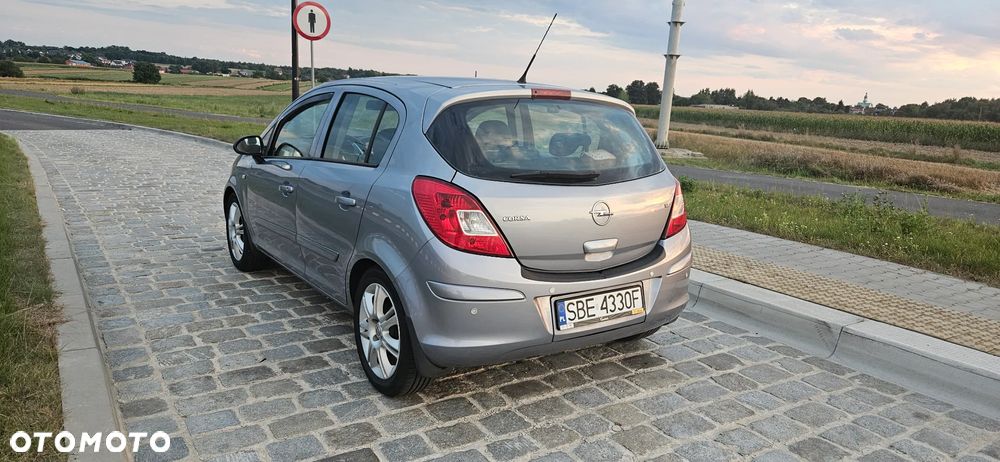 Opel Corsa - 7