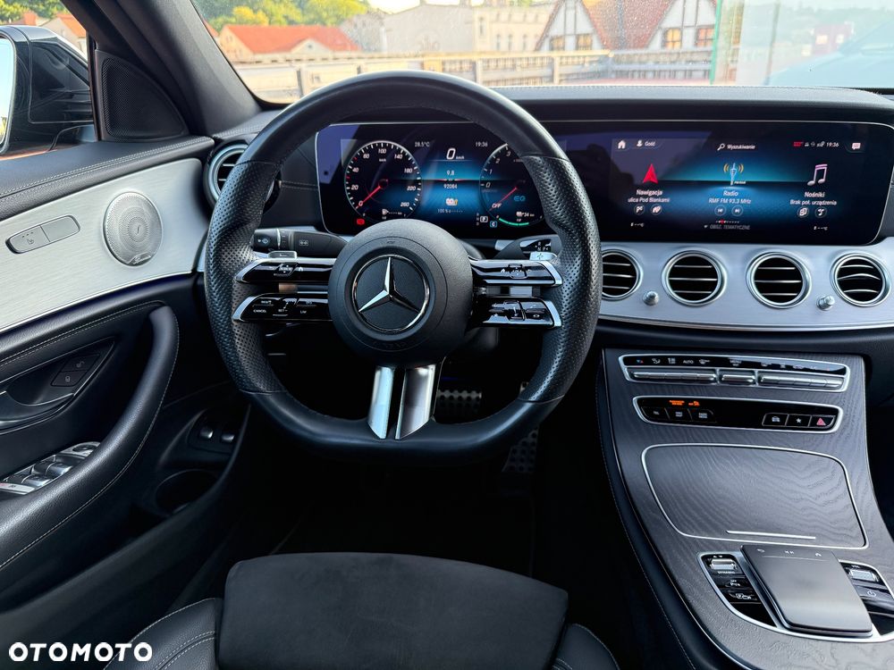 Mercedes-Benz Klasa E - 29