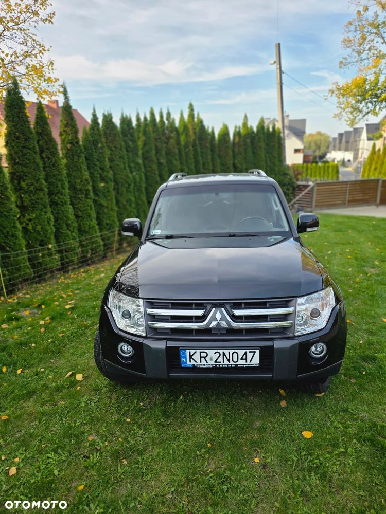 Mitsubishi Pajero - 8