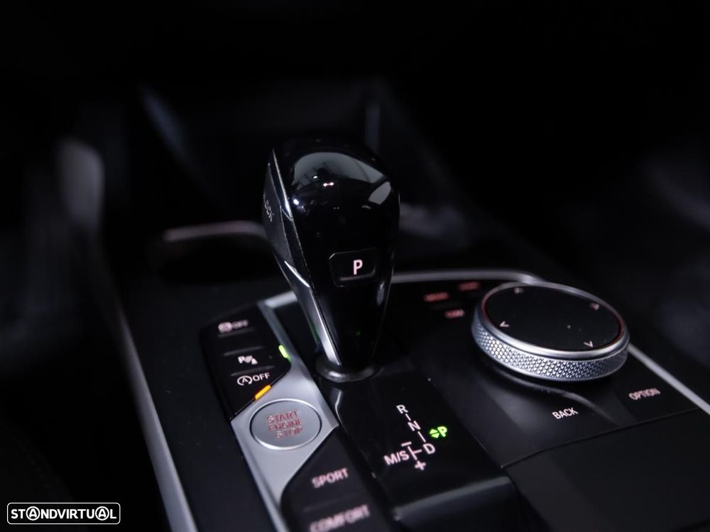 BMW 116 d Advantage Auto - 18
