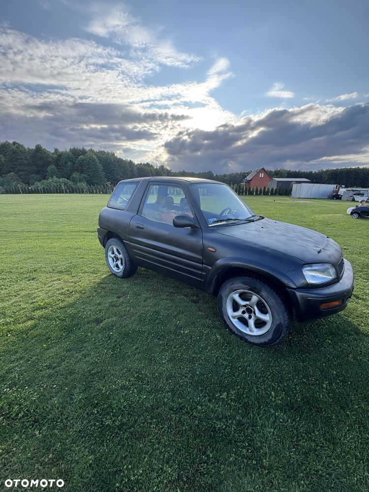 Toyota RAV4 - 2