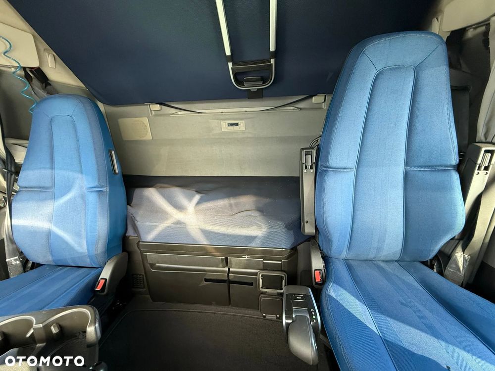 Volvo FH 460 I-SAVE XL - 16