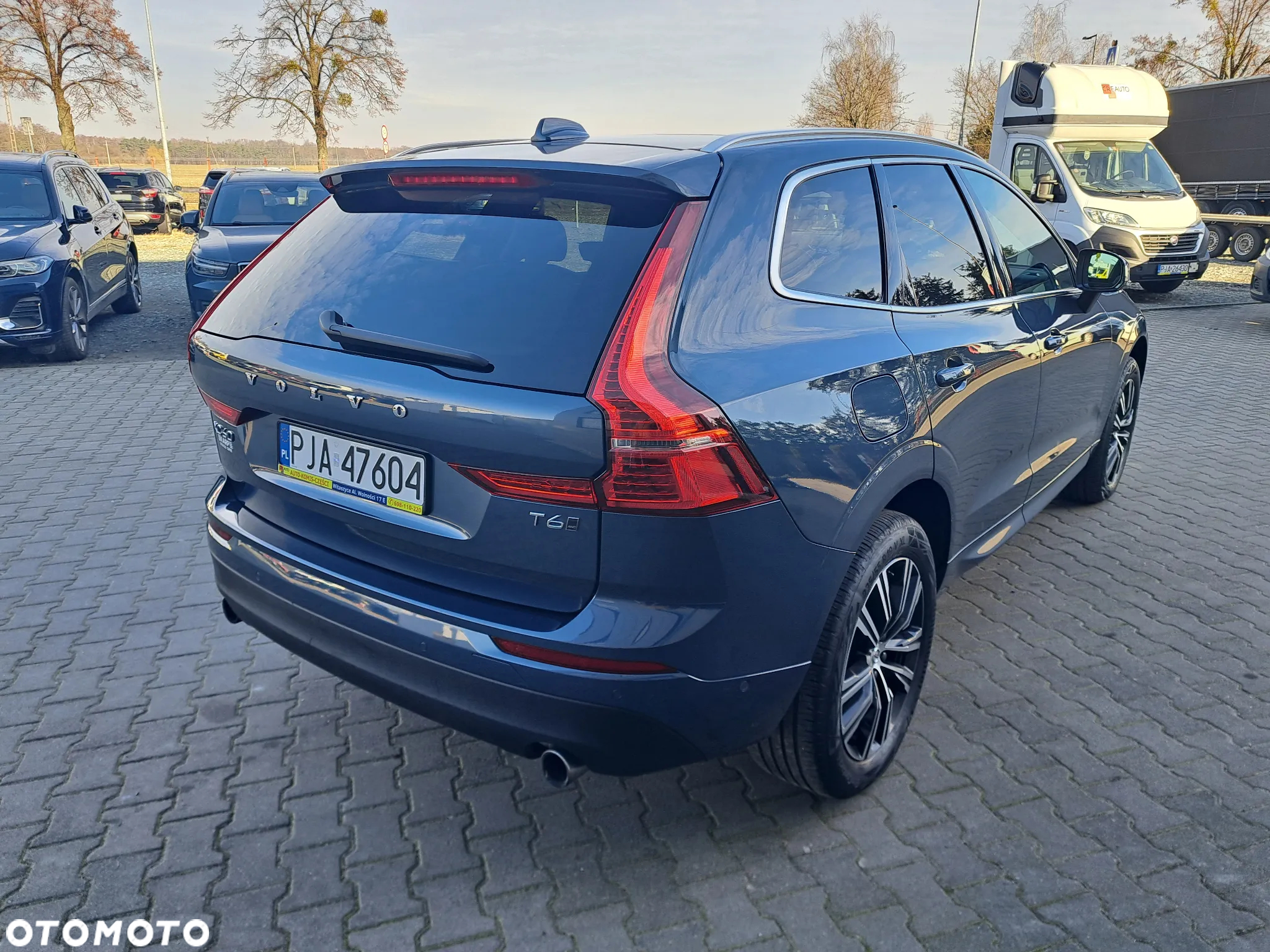 Volvo XC 60 T6 AWD Geartronic Momentum - 5