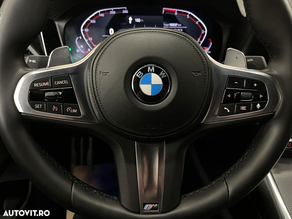 BMW Seria 3 330i AT M Sport - 28
