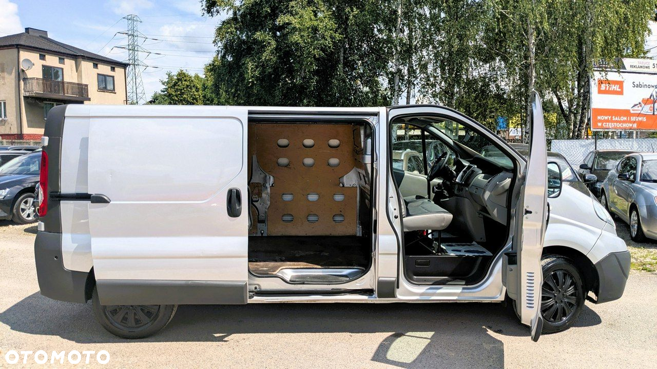 Opel Vivaro - 28