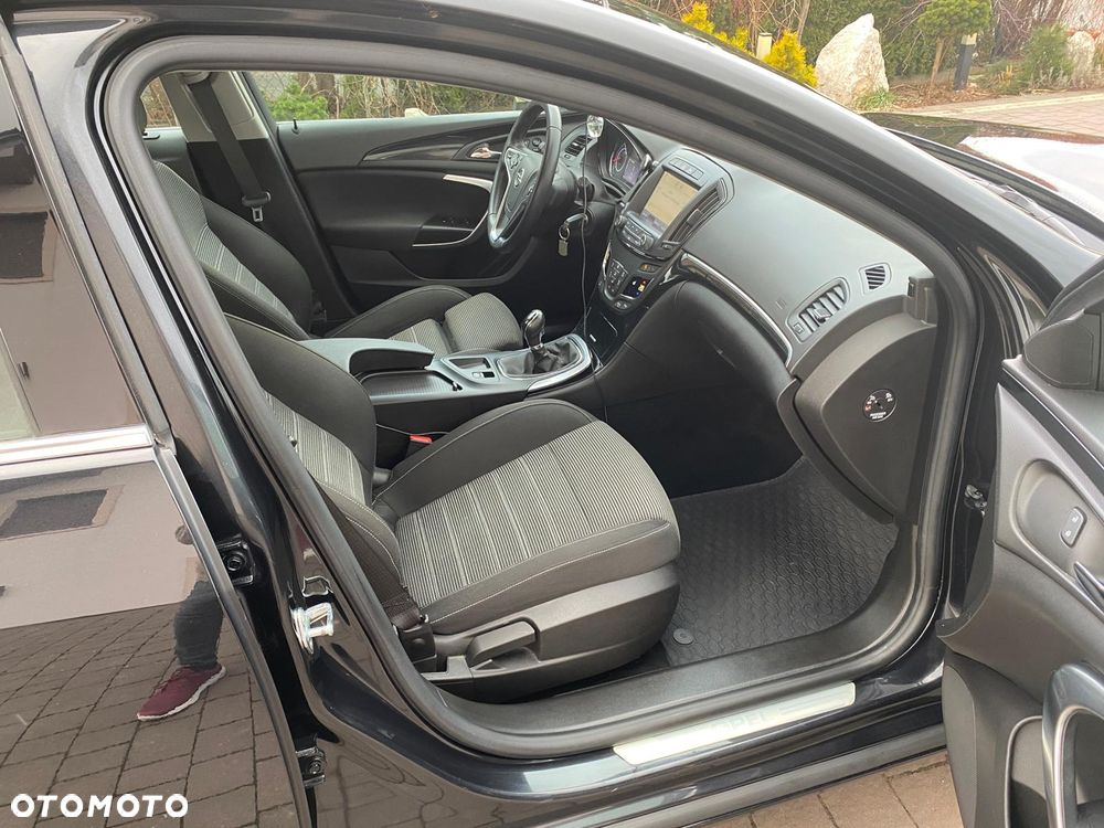 Opel Insignia - 8