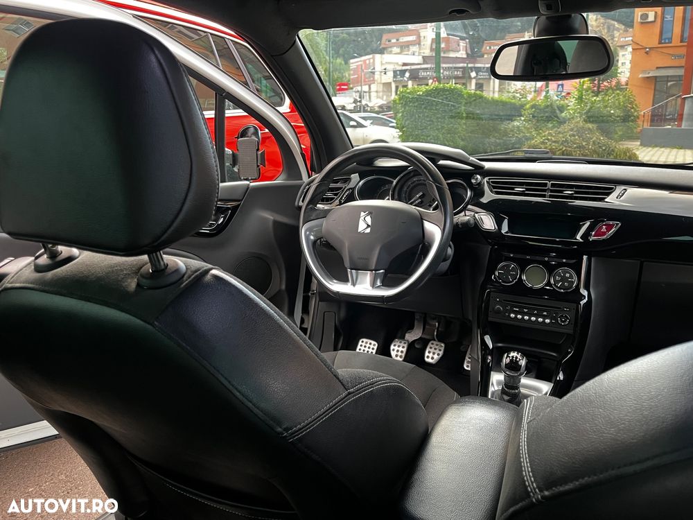Citroën DS3 VTi 120 SoChic - 12