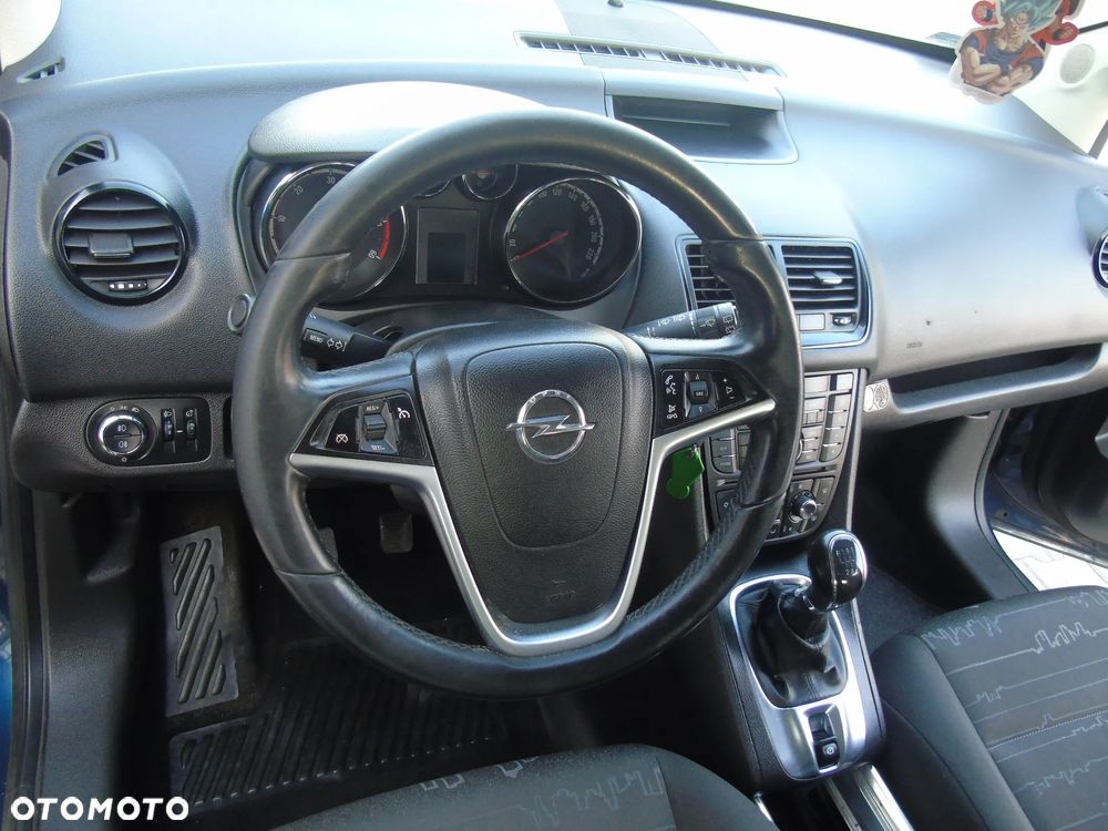 Opel Meriva - 14