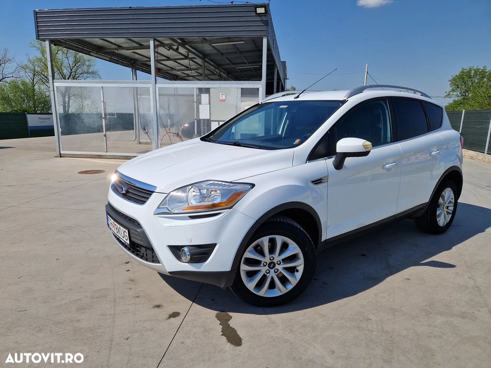 Ford Kuga 2.0 TDCi 2x4 Titanium - 3