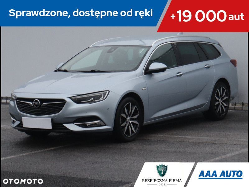 Opel Insignia - 1